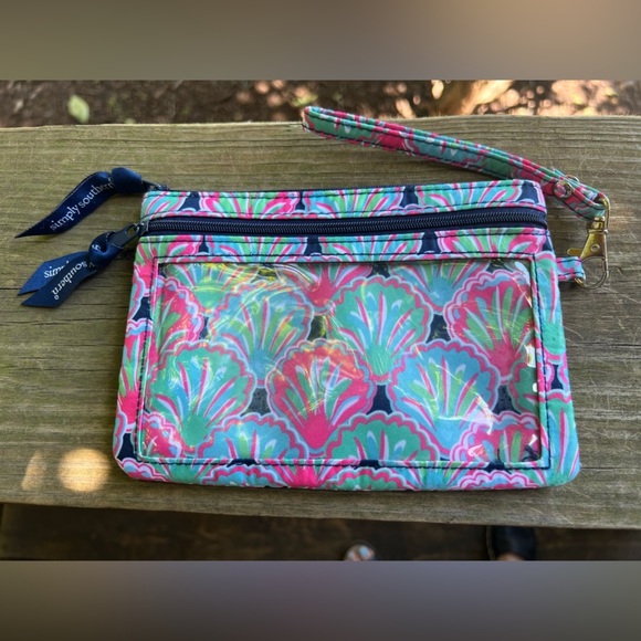 Simply Southern Handbags - Simply Southern preppy scallop pink green small clutch travel bag beachy